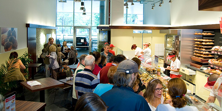 Anker Filiale Olympiaplatz 2 /  Stadion Center, Top 1 / 4b