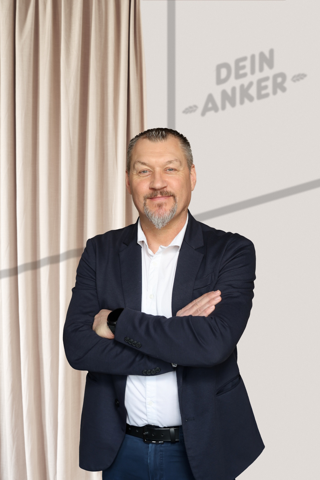Management Team: Roland Wieselthaler
