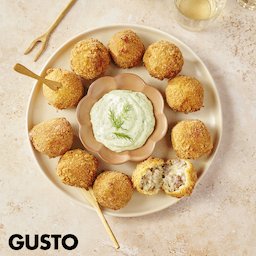 HOLLÄNDISCHE BITTERBALLEN